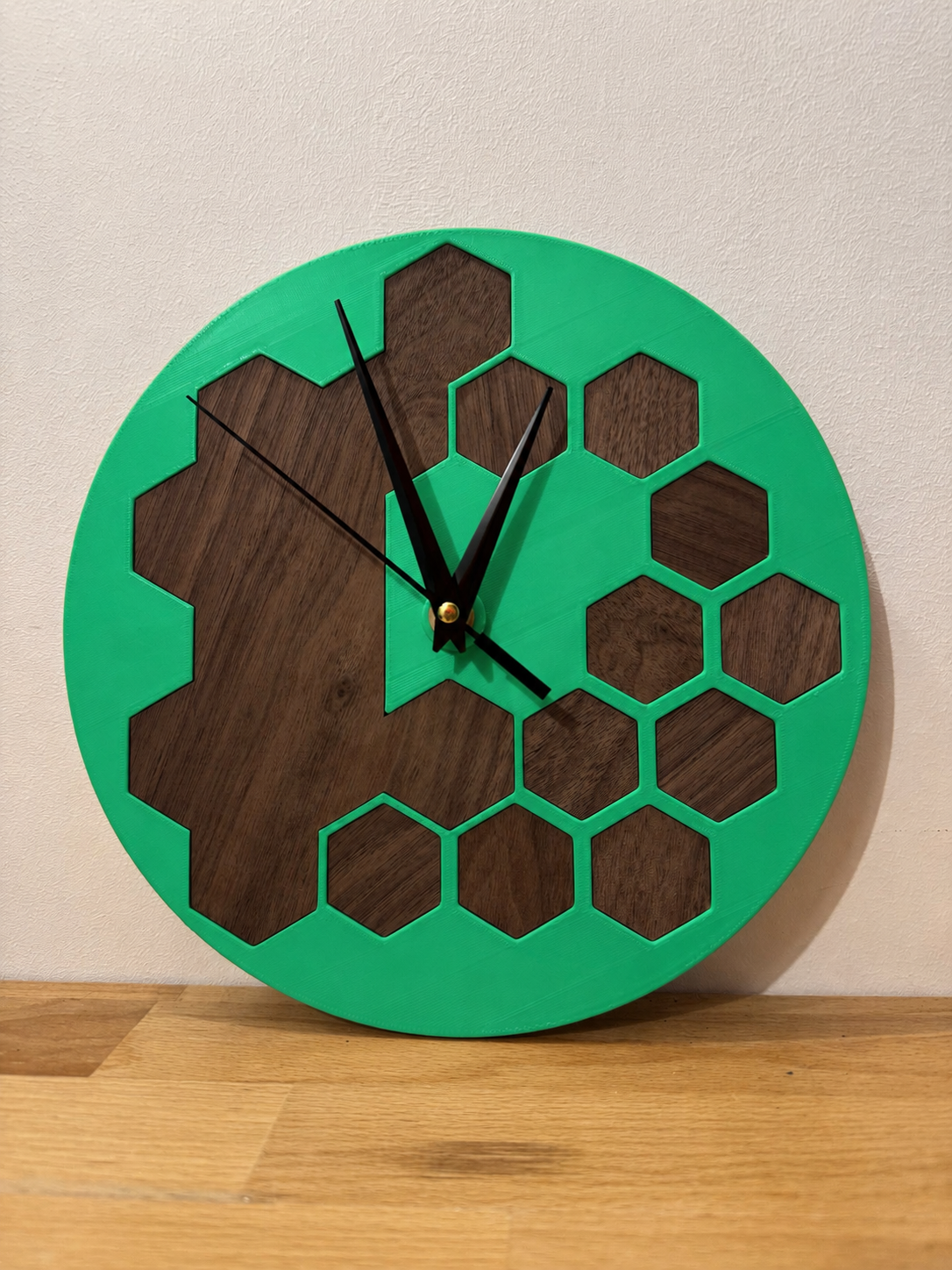 Horloge Murale Design Hexagone insert bois - 100% Insert bois