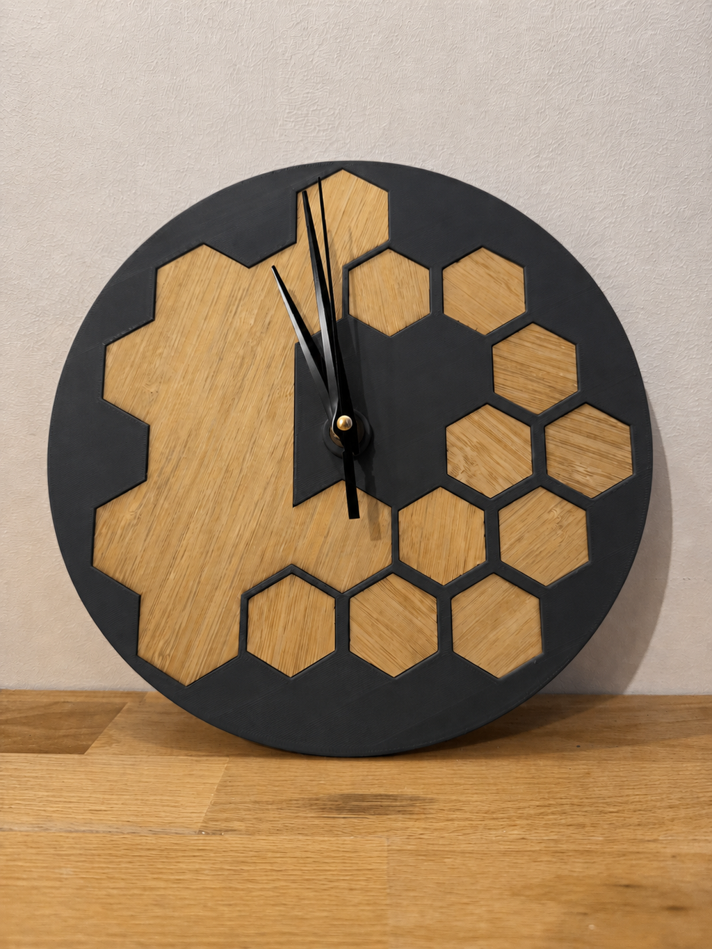 Horloge Murale Design Hexagone insert bois - 100% Insert bois